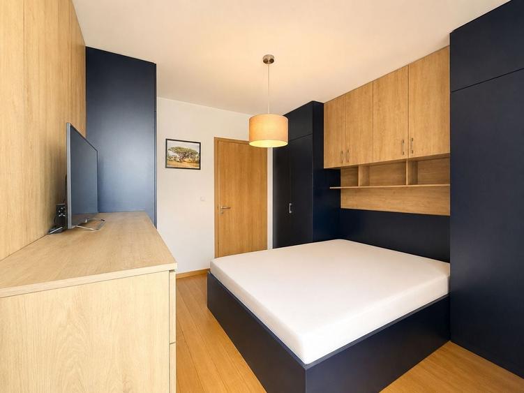 Apartament cu 2 camere semidecomandat, mobilat în Aradului