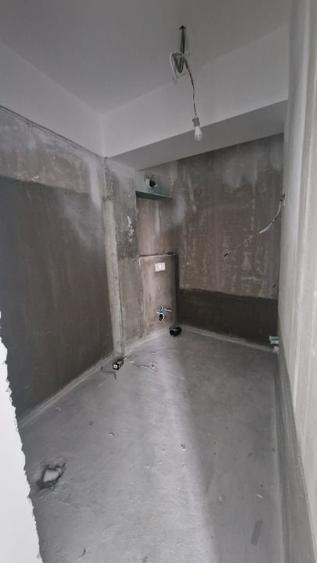 Apartament cu 3 camere decomandat în Tomis Nord