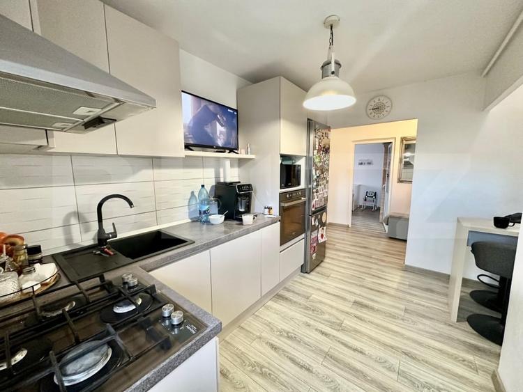 Apartament cu 3 camere decomandat, mobilat în Blaj