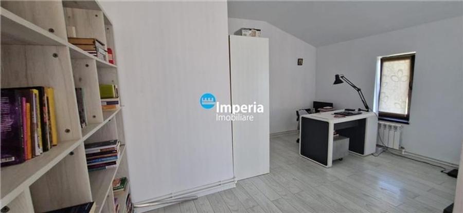 Casă individuală cu 4 camere cu Teren 500 Mp în Dorobanț