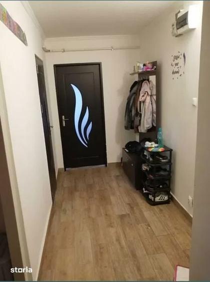 Inchiriez apartament 2 camere - 1