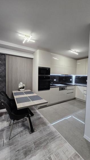 Apartament cu 2 camere decomandat în Universității