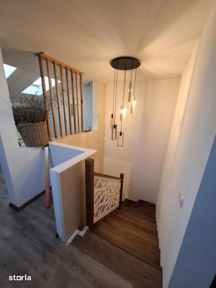 Casă cu 4 camere cu Teren 280 Mp în Corbeanca