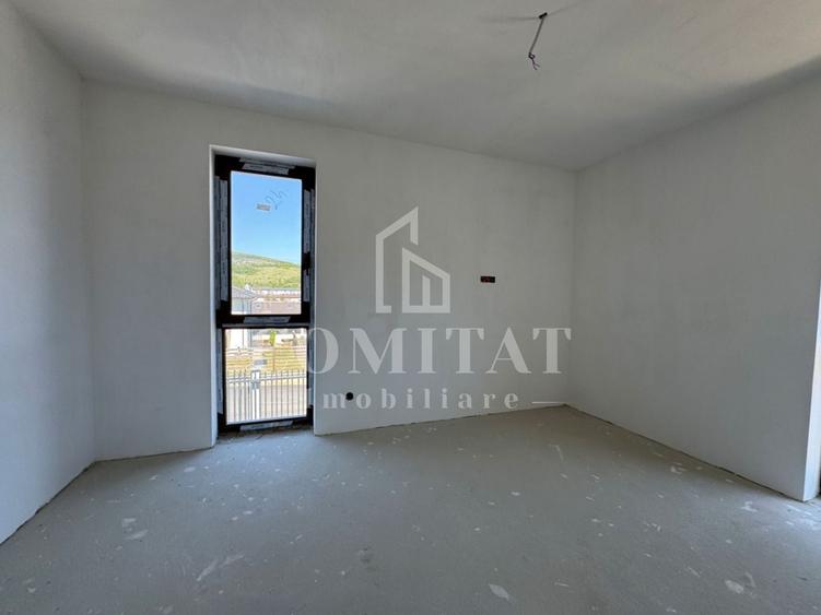 Duplex cu 4 camere cu Teren 260 Mp în Baciu