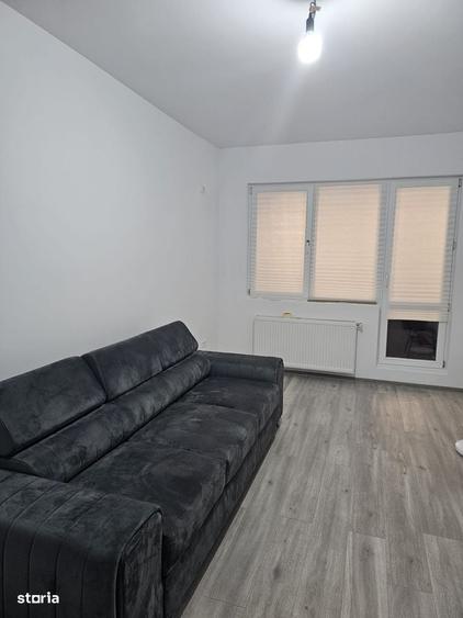 2 camere decomandat | 57 mp | Mobilat utilat | 950 m metrou Aparatori - 2