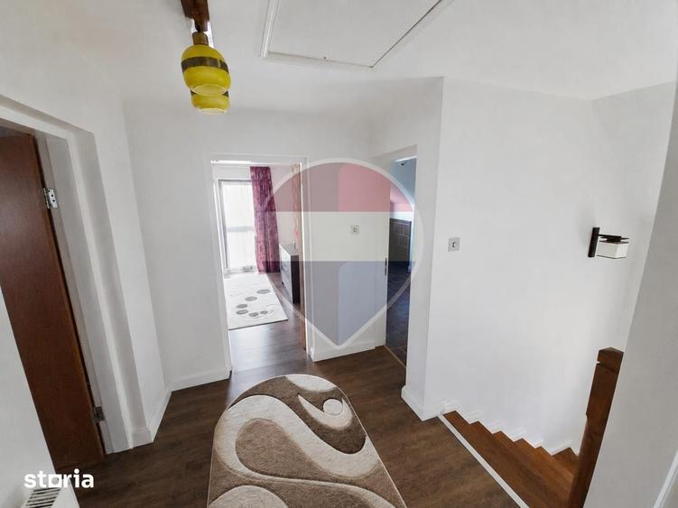 Casă cu 4 camere cu Teren 2560 Mp în Poieni-Solca