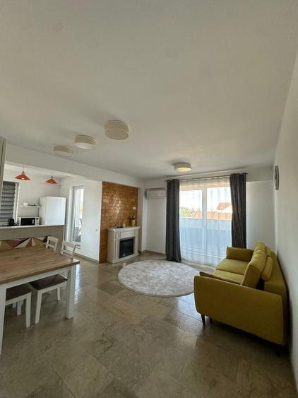 Apartament cu 2 camere semidecomandat în Între Lacuri