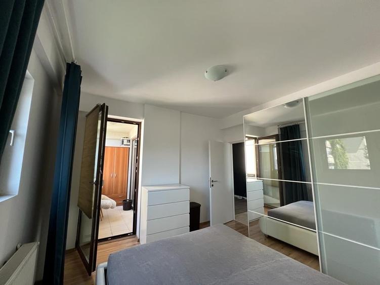 Apartament cu 2 camere decomandat, mobilat în Decebal