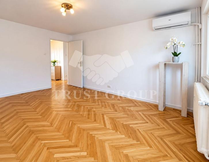 Apartament cu 2 camere decomandat, mobilat în Arcul de Triumf