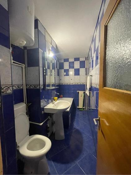 Garsonieră decomandată în Unirii