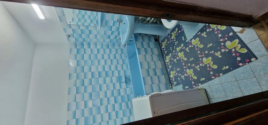 Apartament cu 3 camere decomandat în Tomis III