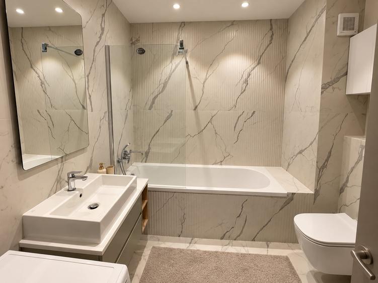 Apartament cu 2 camere decomandat, mobilat în Central