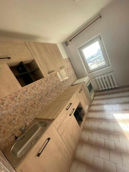 Oferta inchiriere 3 camere decomandate zona Nerva Traian,  2 bai , 75 mp - 2