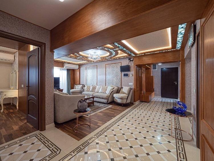 Apartament cu 4 camere decomandat, mobilat în Unirii
