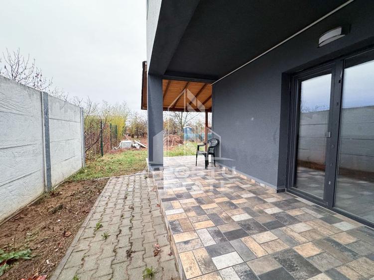 Casă cu 4 camere cu Teren 350 Mp în Giarmata