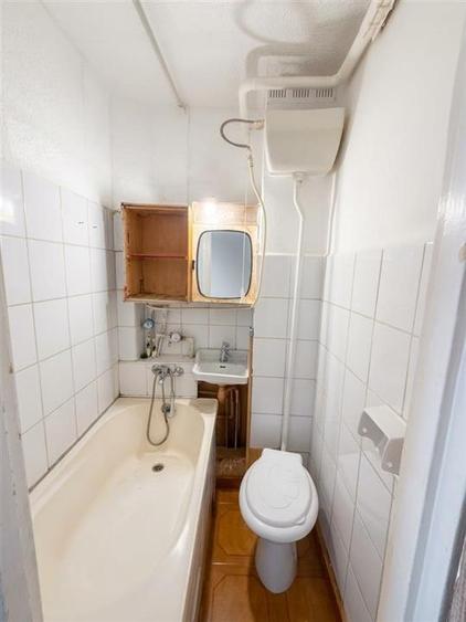 Garsonieră decomandată în Rogerius
