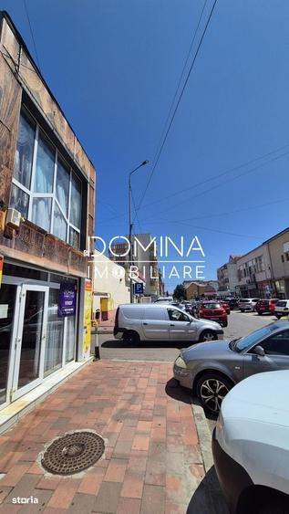 Spațiu comercial, de 100 mp, în Central