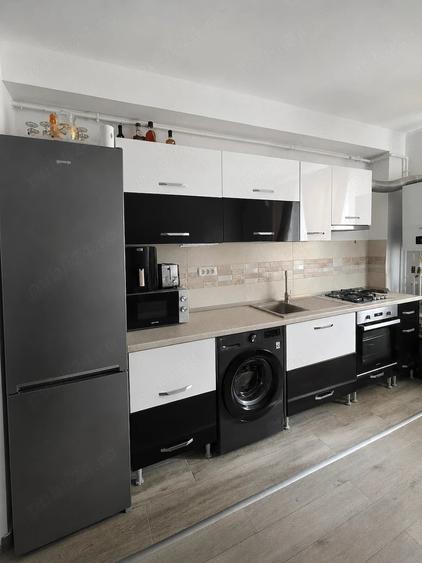 Apartament cu 2 camere semidecomandat în Lujerului