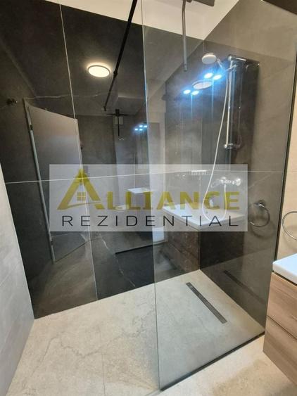 Apartament cu 2 camere decomandat, mobilat în Sud