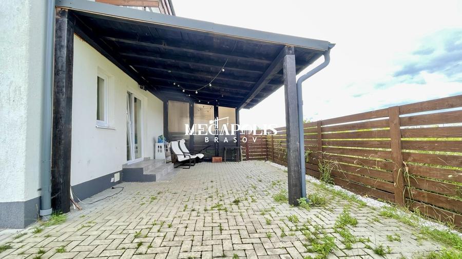 Duplex cu 3 camere cu Canalizare în Tărlungeni