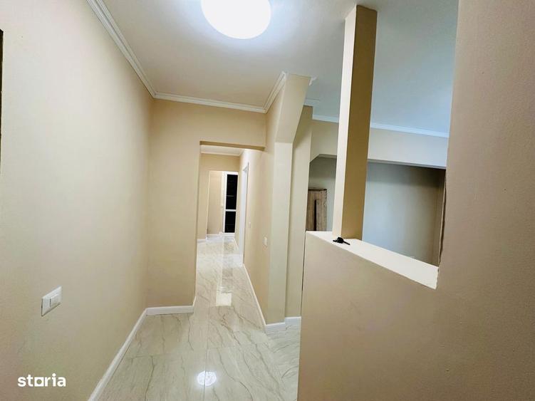 Apartament cu 3 camere în Apărătorii Patriei