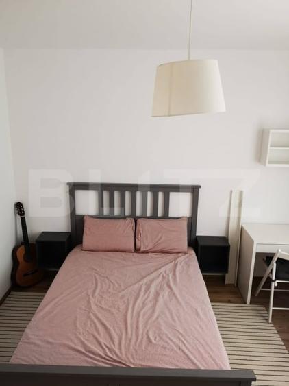 Apartament cu 2 camere semidecomandat, mobilat în Florești