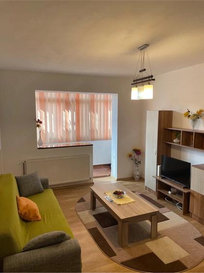 Apartament cu 2 camere semidecomandat în Sud
