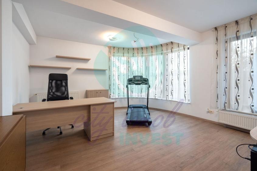 Casă individuală cu 5 camere cu Canalizare în Vitan