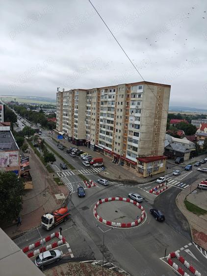 Apartament cu 3 camere decomandat în Ultracentral