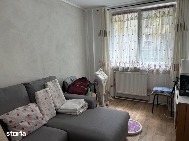 Apartament cu 2 camere decomandat în Dărmănești