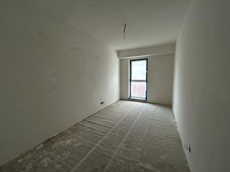 Apartament 3 camere, semidecomandat , finisat , zona Tineretului - 6