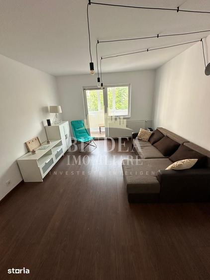 Apartament cu 2 camere semidecomandat în Olimpia-Stadion