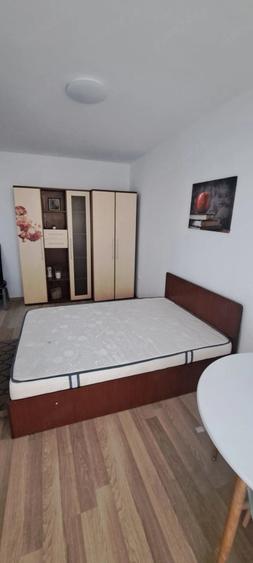 Garsonieră semidecomandată în Central