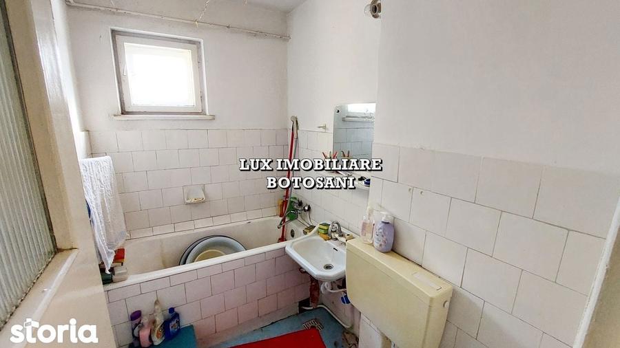 Apartament cu 4 camere în Central