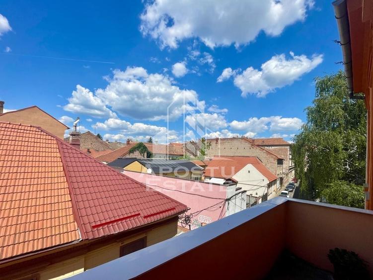 Apartament cu 3 camere circular, mobilat în Ultracentral