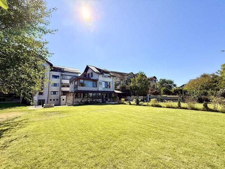 Apartament cu 5 camere în Dămăroaia