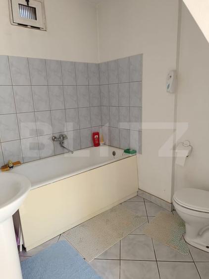 Casă individuală cu 7 camere cu Canalizare în Iosefin