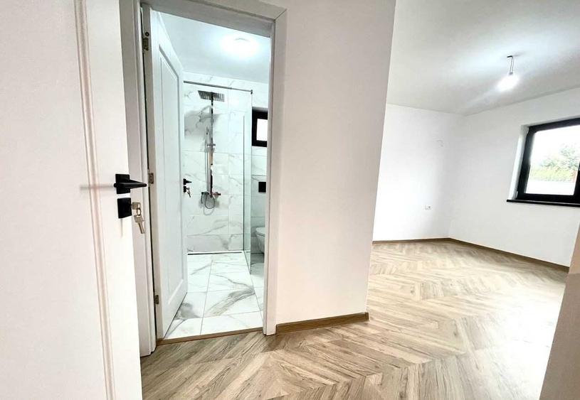Casă cu 3 camere în Hemeiuș