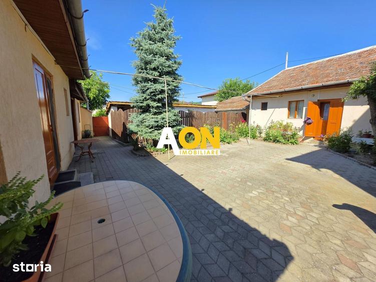 Casă cu 5 camere cu Teren 1475 Mp în Tolstoi