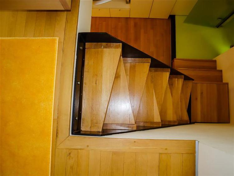 Casă individuală cu 5 camere cu Canalizare în Girocului