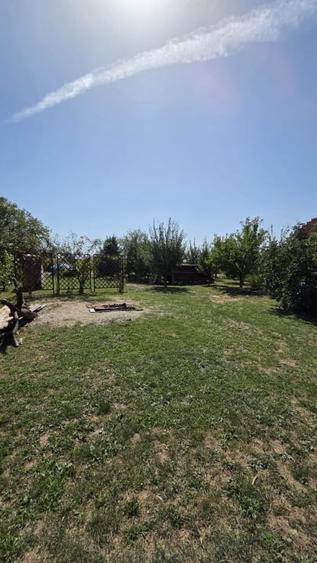 Casă individuală cu 3 camere cu Teren 900 Mp în Păulești