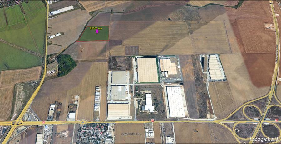 Teren Construcții intravilan de 95000 mp, în Central