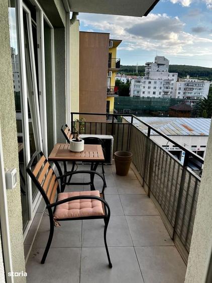 Apartament cu 2 camere decomandat în Vulcan