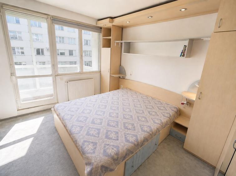 Apartament cu 3 camere în Titan