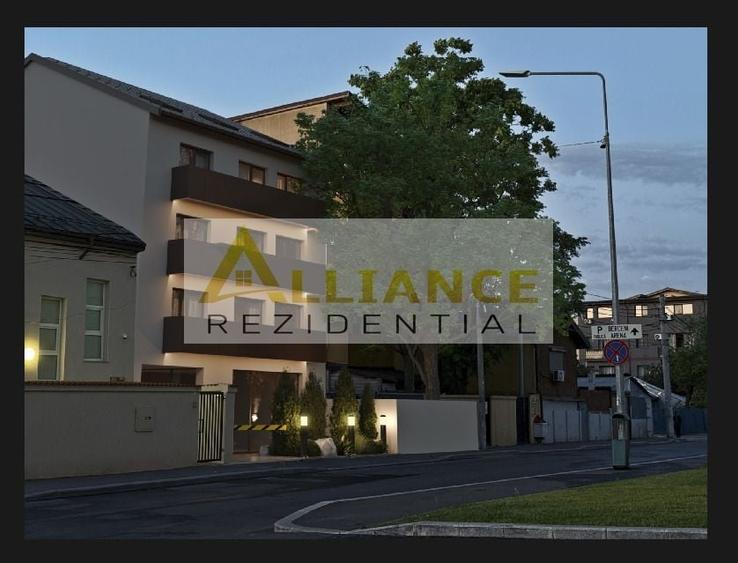 Apartament cu 3 camere decomandat în Apărătorii Patriei