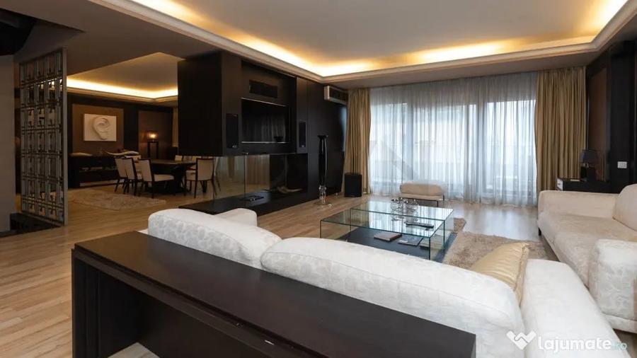 Apartament cu 4 camere decomandat în Herăstrău