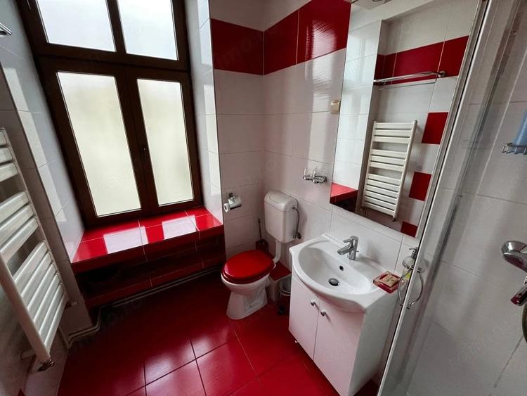 Apartament cu 2 camere semidecomandat în Ultracentral
