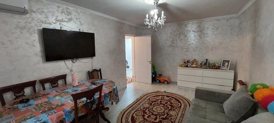 Apartament cu 3 camere decomandat în Unirii Centru