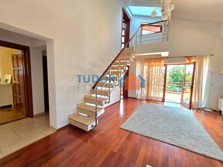 Apartament cu 3 camere în Iancu Nicolae