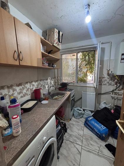 Apartament cu 2 camere semidecomandat în Vitan